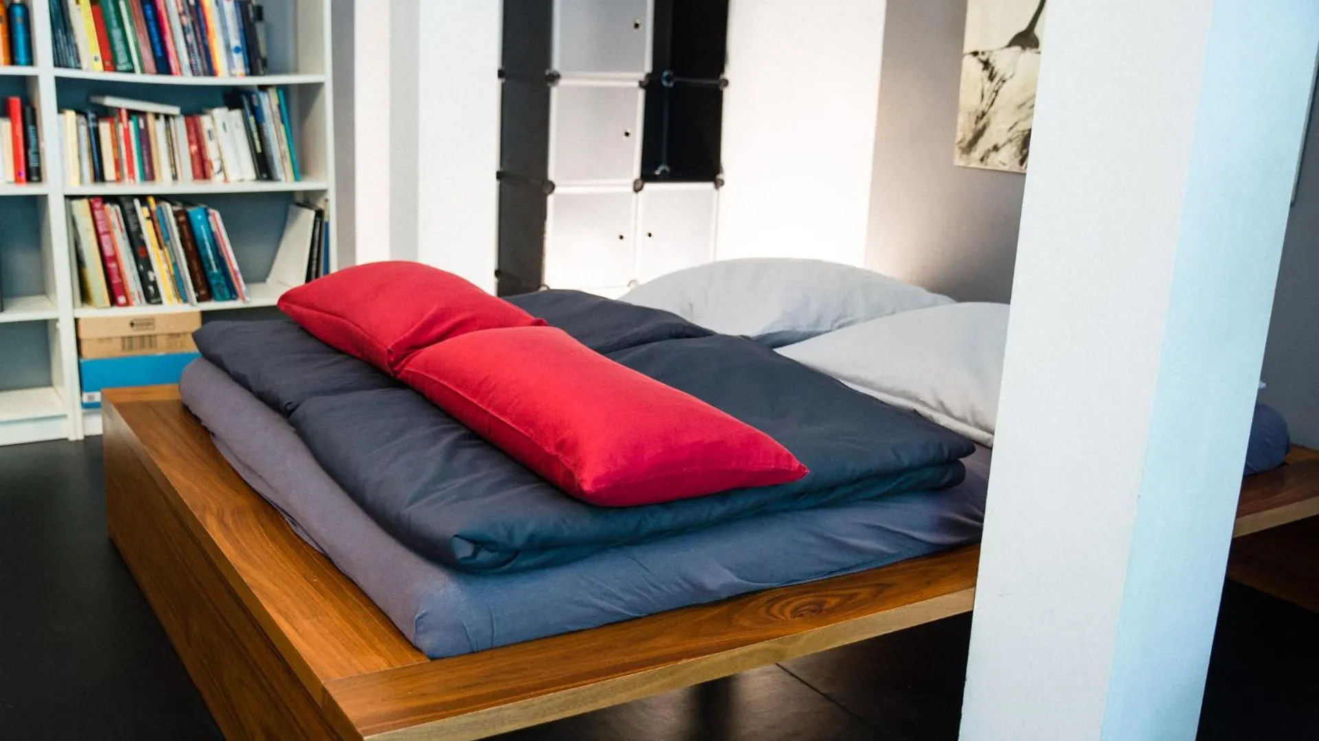 Zwei Zimmer In Atelierwohnung Colonia 0*,